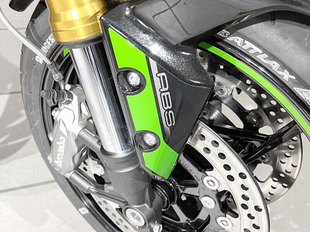 Kawasaki Z 900 SE (2022 - 24) (5)