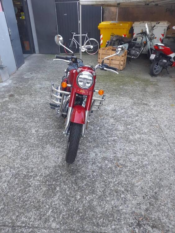 Royal Enfield Classic 350 (2021 - 25) (5)