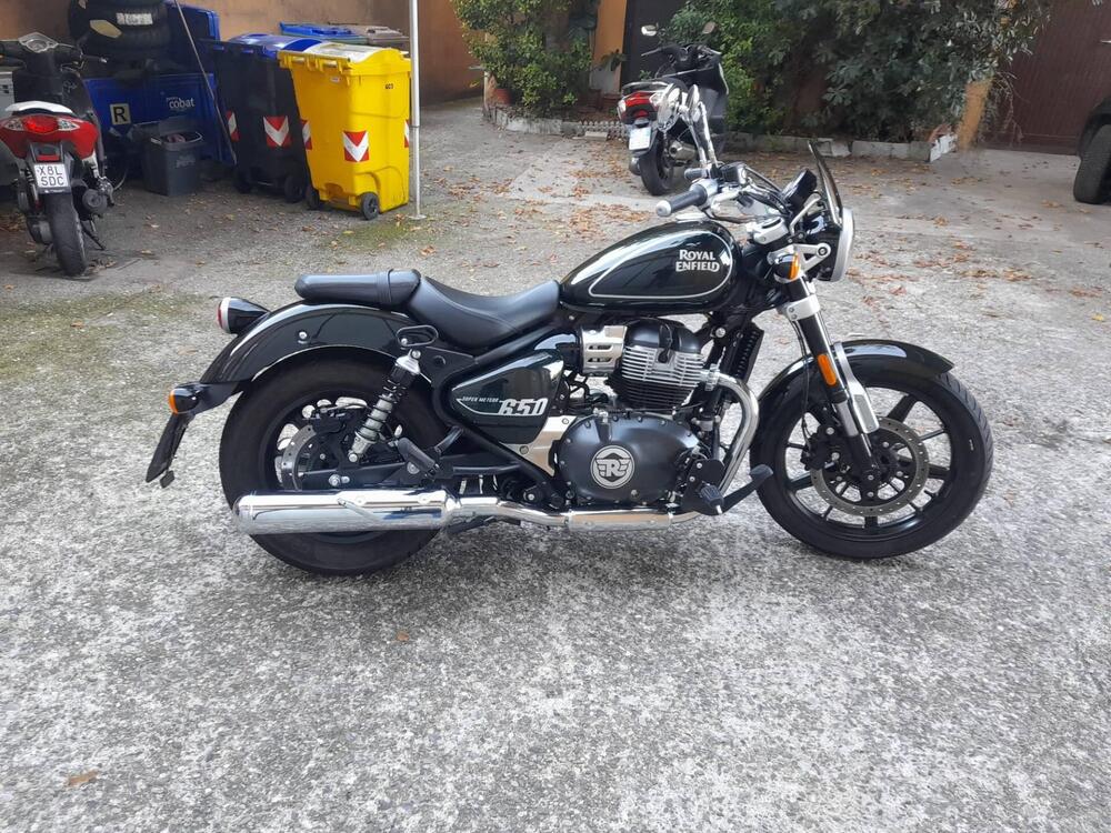 Royal Enfield Super Meteor 650 (2023 - 25)