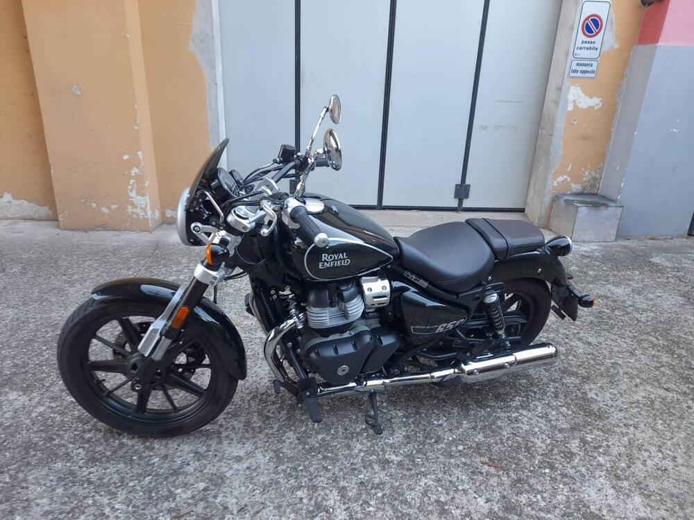 Royal Enfield Super Meteor 650 (2023 - 25) (3)