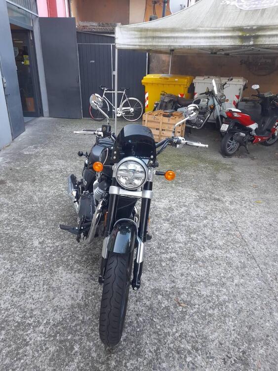 Royal Enfield Super Meteor 650 (2023 - 25) (4)