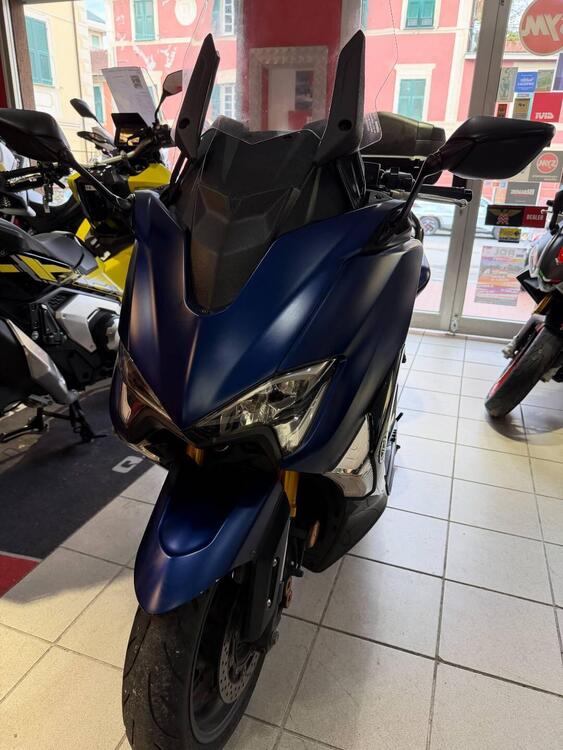 Yamaha T-Max 530 DX (2017 - 19) (2)