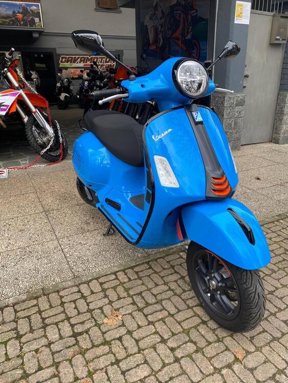 Vespa GTS 310 Supersport (2025) (5)