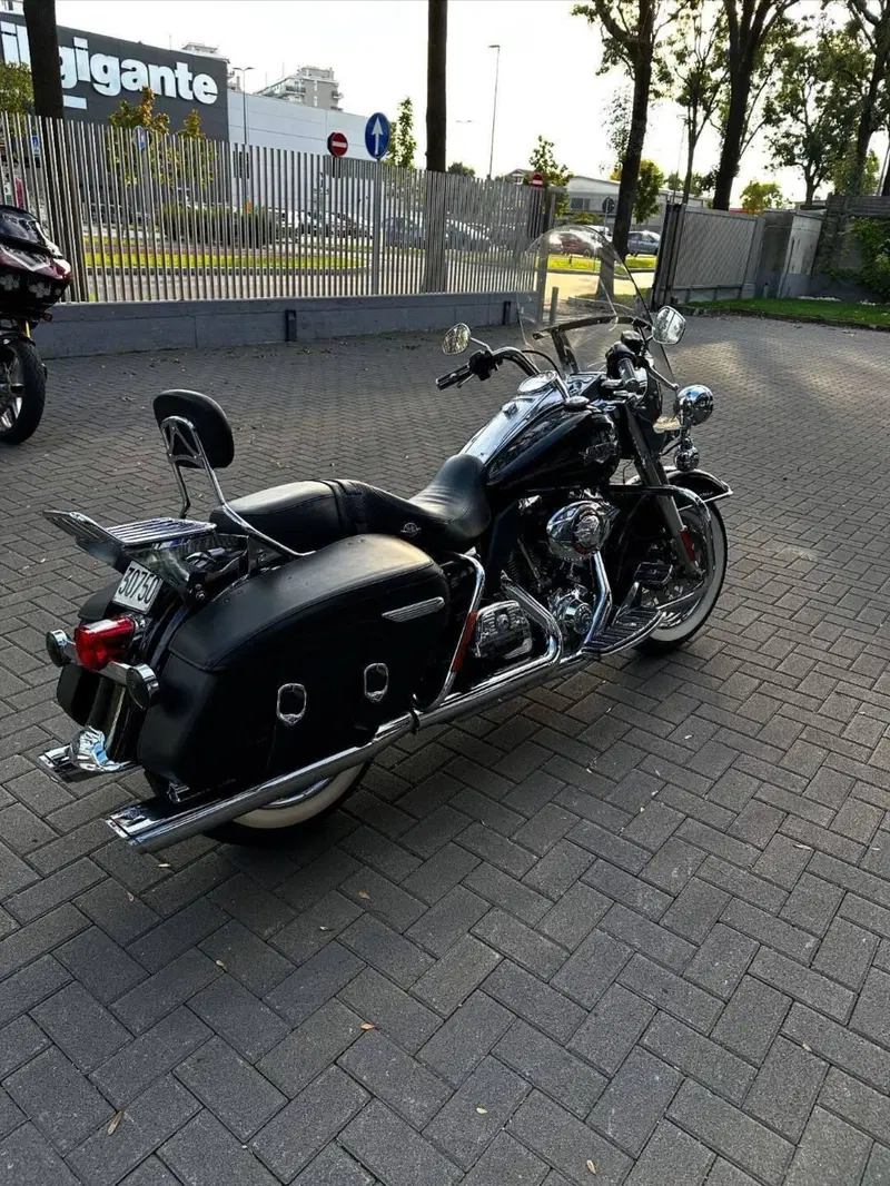Harley-Davidson 103 Road King Classic (2011 - 13) - FLHRC (4)