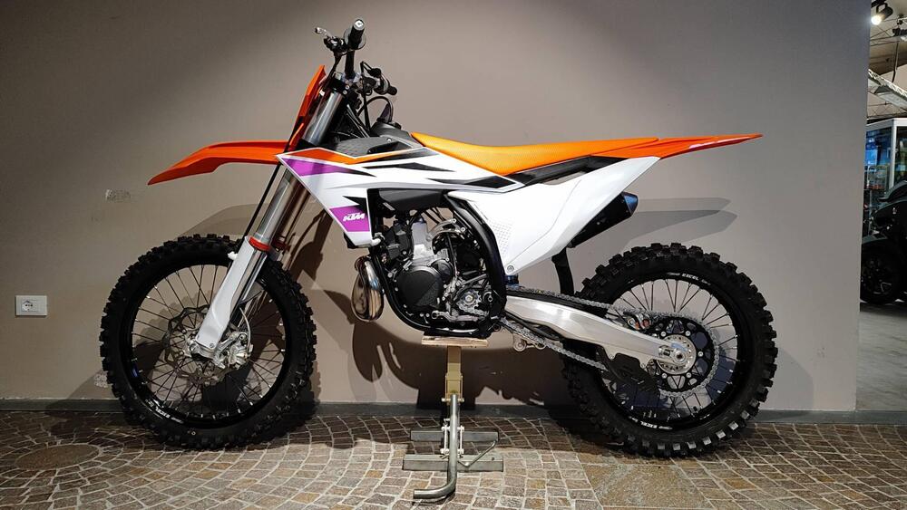 KTM 250 SX (2024) (2)