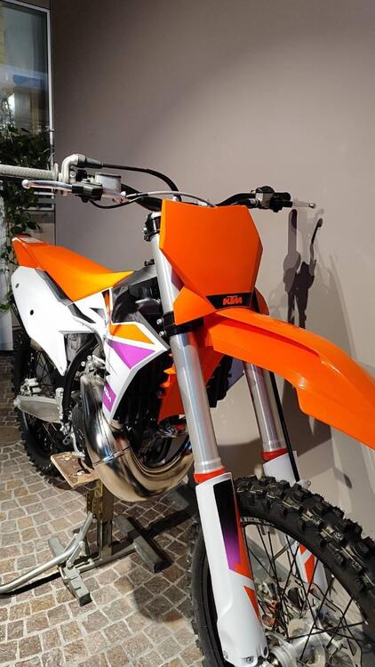 KTM 250 SX (2024) (3)
