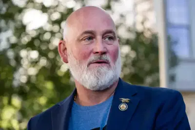 Moto batte aereo, la lezione del deputato che ha guidato da Milwaukee a Washington per votare