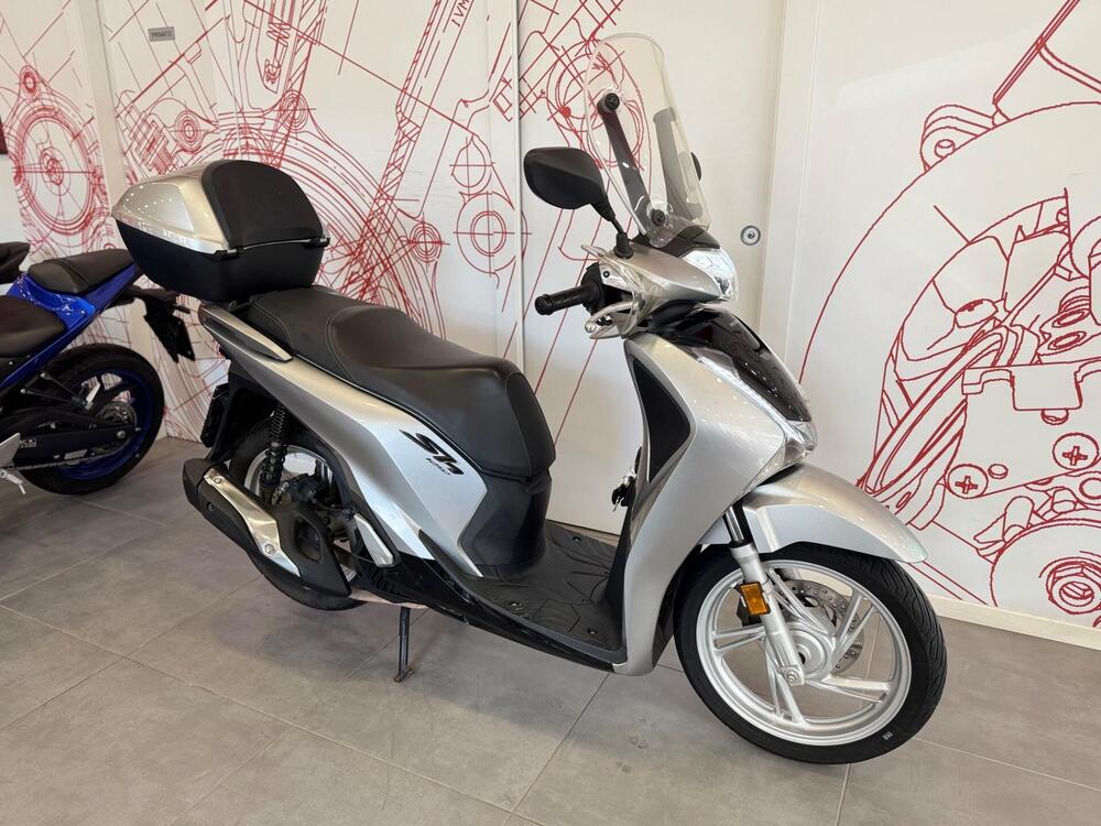 Honda SH 125i (2017 - 19) (2)