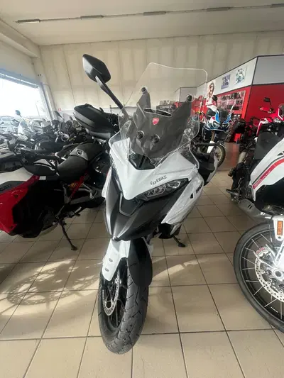 Ducati Multistrada V4 S (2021 - 24) usata