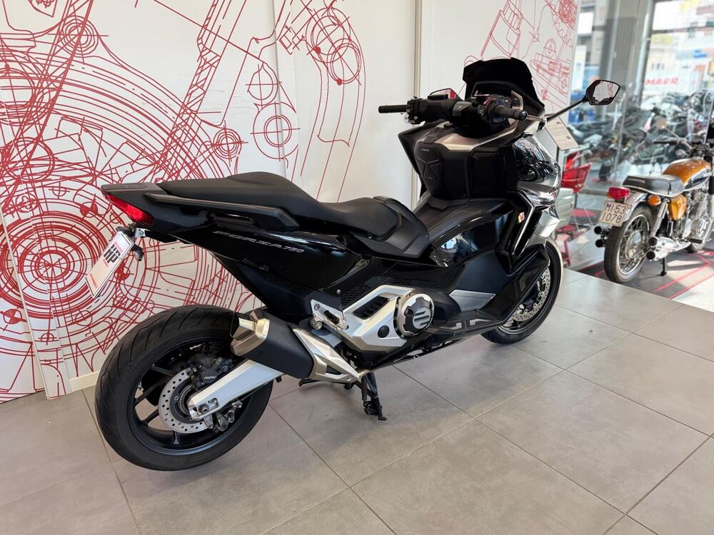 Honda Forza 750 DCT (2021 - 24) (3)