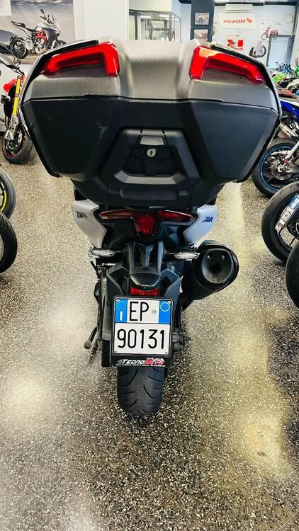 Yamaha T-Max 560 (2020 - 21) (4)
