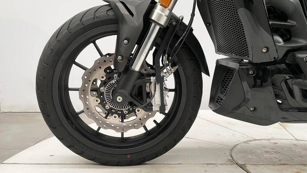 Benelli 502 C (2019 - 20) (3)