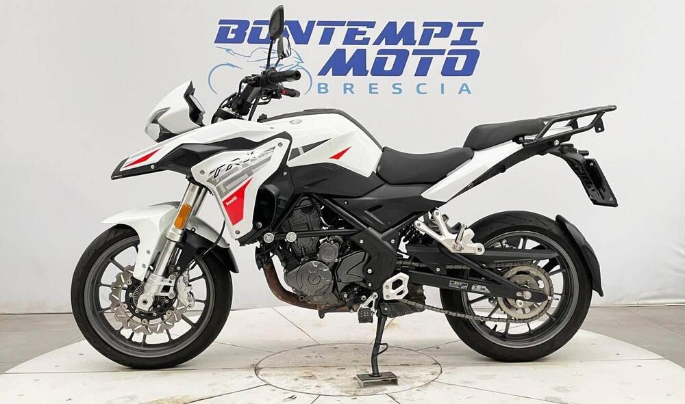 Benelli TRK 251 (2022 - 25) (2)