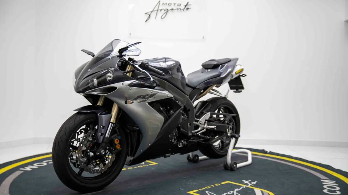 Yamaha YZF R1 (2006 - 07) (4)