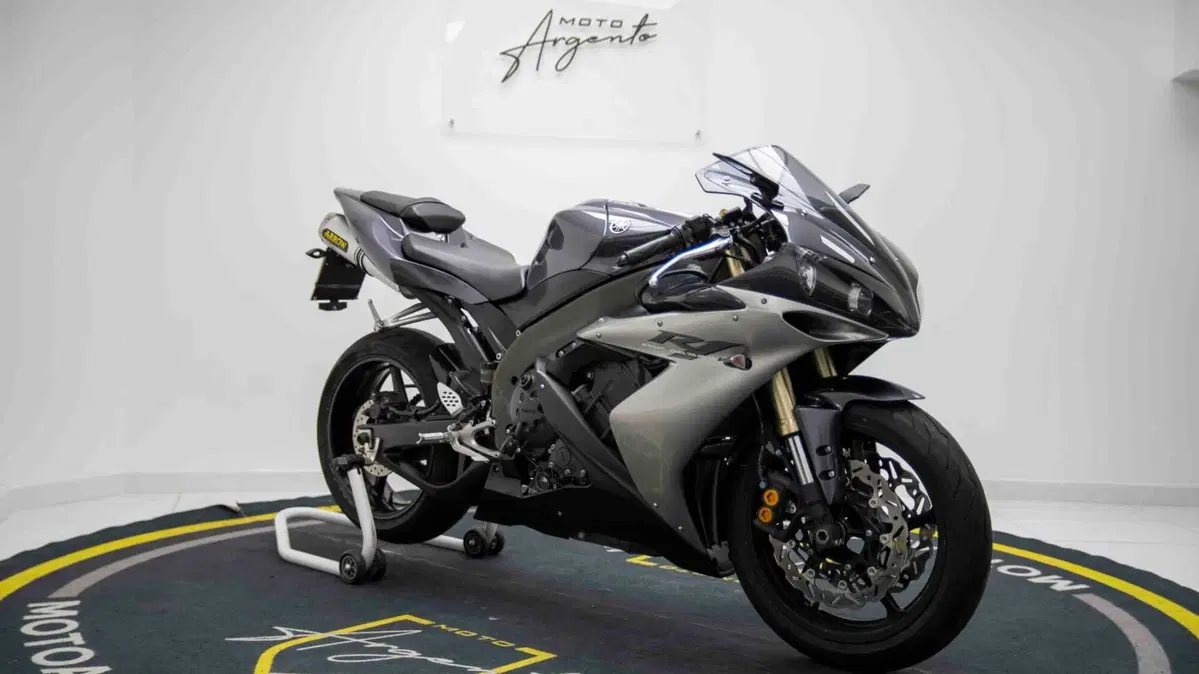 Yamaha YZF R1 (2006 - 07) (6)