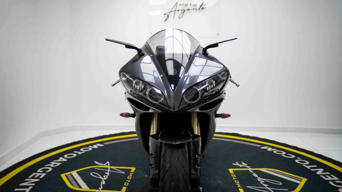 Yamaha YZF R1 (2006 - 07) (10)