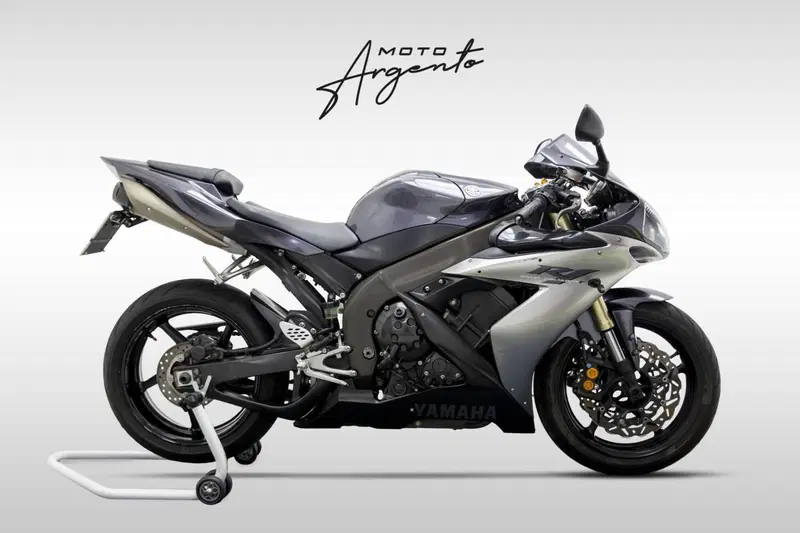 Yamaha YZF R1 (2006 - 07)