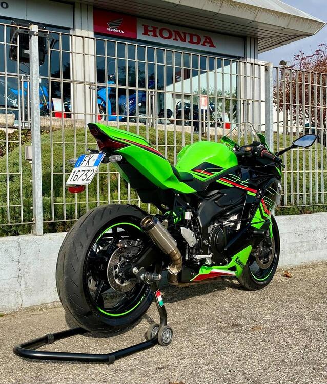 Kawasaki Ninja ZX-4RR (2024 - 26) (4)