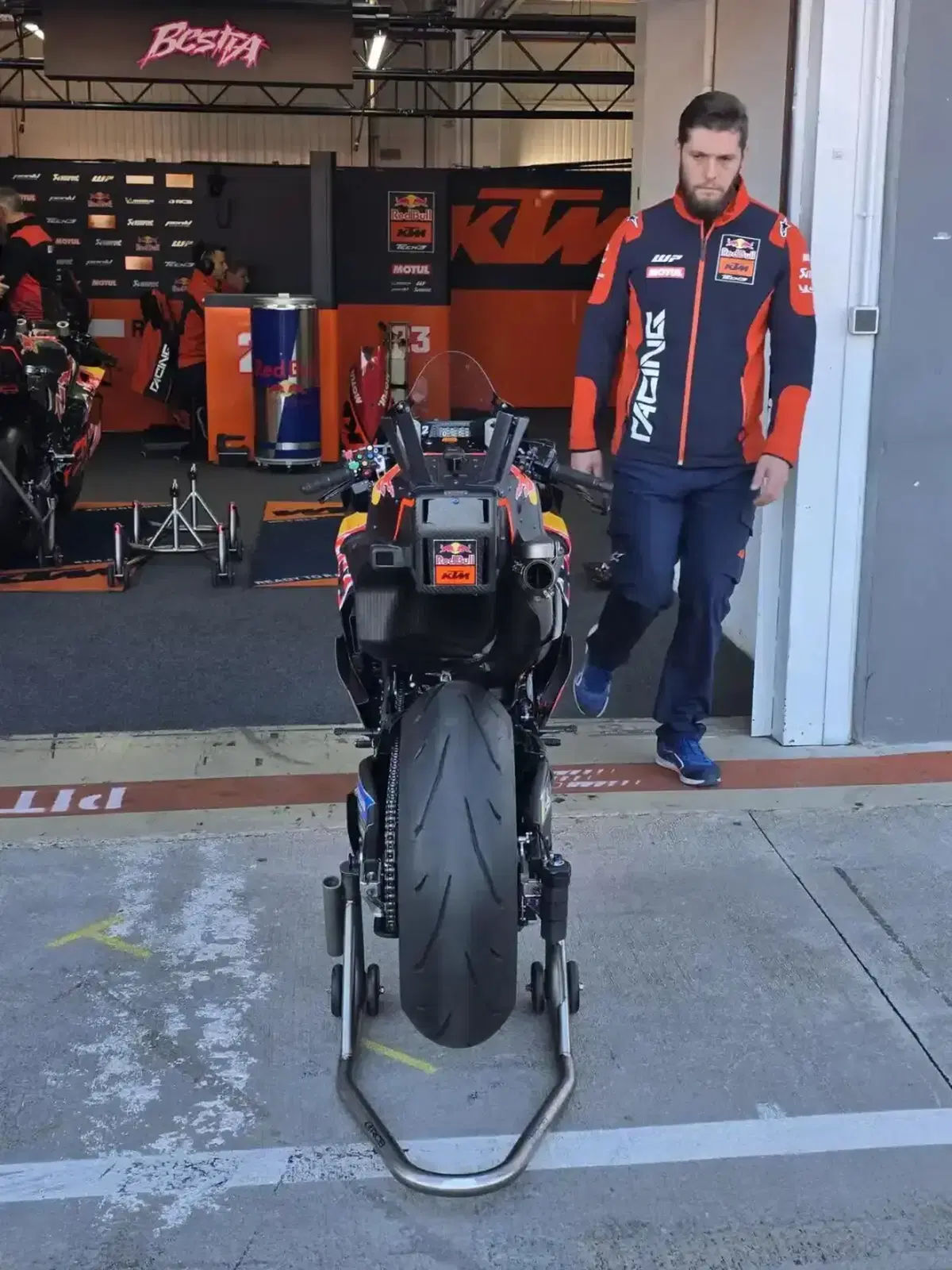 MotoGP 2025. I test di Valencia aprono la stagione 2026: Aprilia davanti, Ducati sperimenta, Yamaha V4 impressiona [GALLERY] (22)