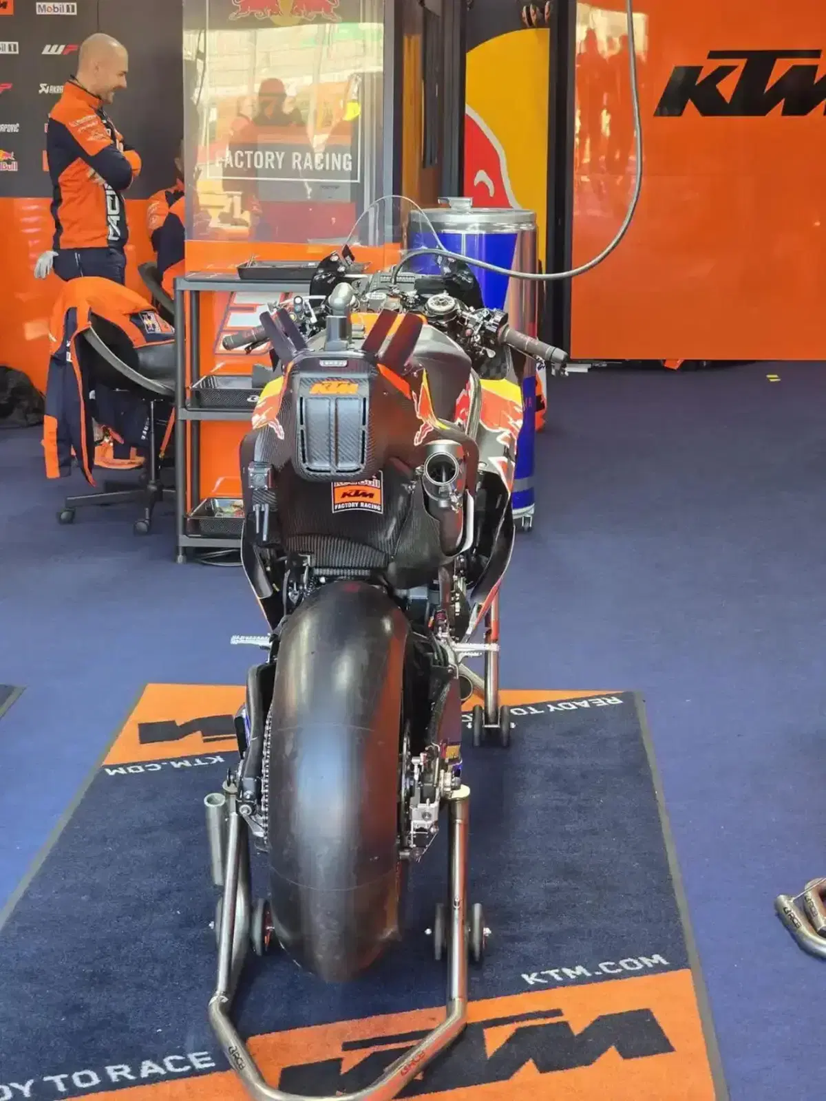 MotoGP 2025. I test di Valencia aprono la stagione 2026: Aprilia davanti, Ducati sperimenta, Yamaha V4 impressiona [GALLERY] (24)