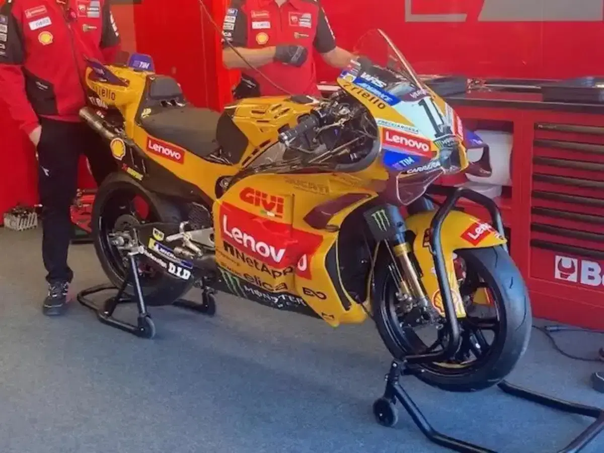 MotoGP 2025. I test di Valencia aprono la stagione 2026: Aprilia davanti, Ducati sperimenta, Yamaha V4 impressiona [GALLERY] (27)