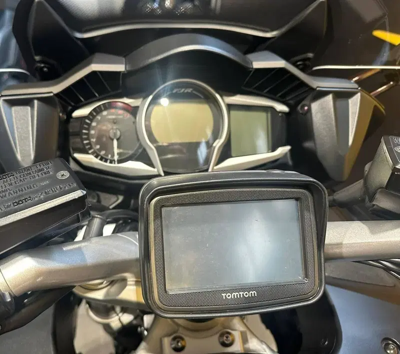 Yamaha FJR 1300 AE (2012 - 15) (7)