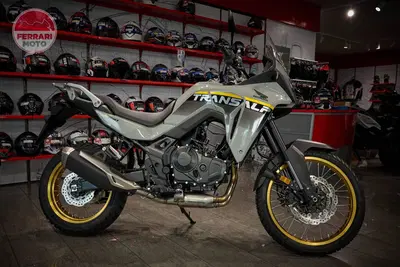 Honda Transalp XL750 (2025) nuova