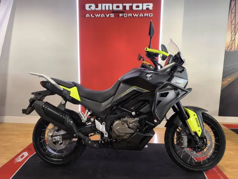 QJ Motor SVT 650 X (2025 - 26)