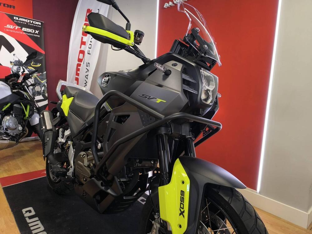 QJ Motor SVT 650 X (2025) (3)