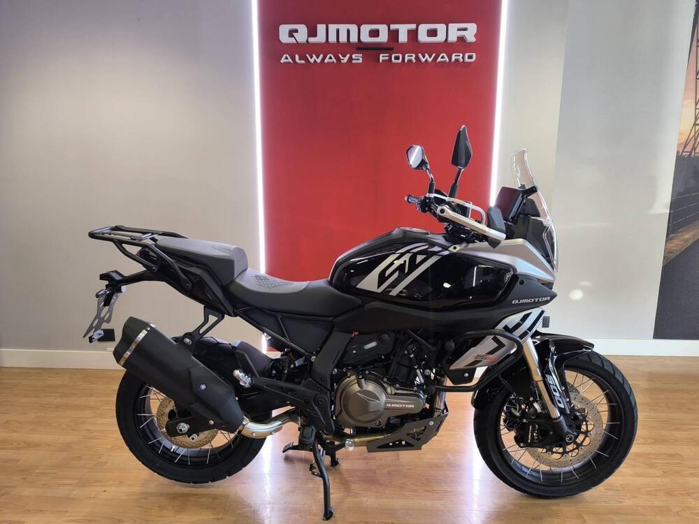 QJ Motor SRT 600 SX (2024 - 25)