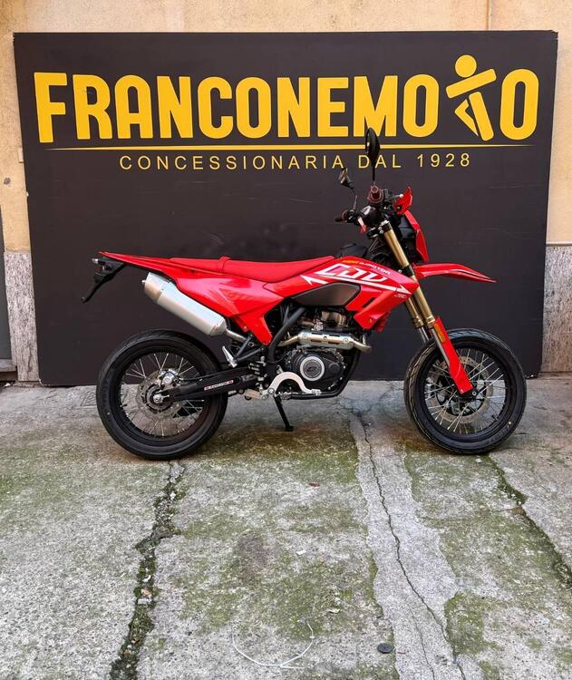 QJ Motor COV 125 (2025) (2)