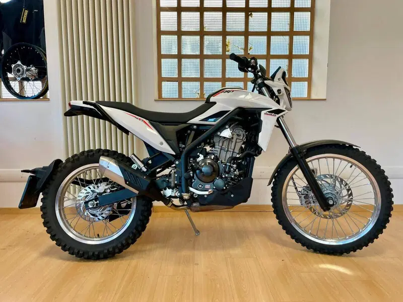 Betamotor Alp 4.0 (2024 - 26)
