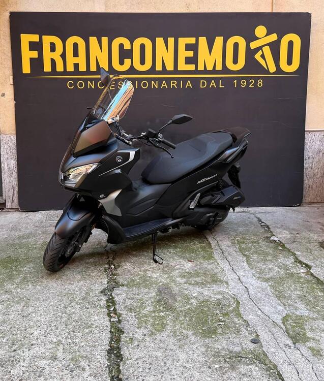 QJ Motor MTX 300 (2025)