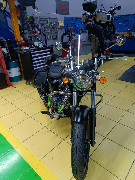 Royal Enfield Meteor 350 Stellar (2021 - 25)