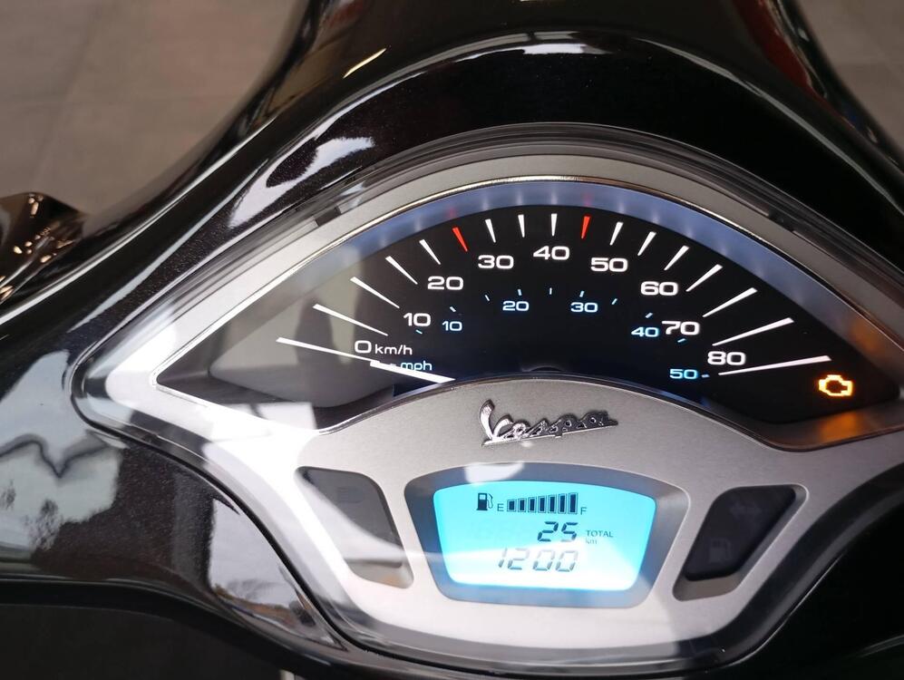 Vespa Primavera 50 (2021 - 23) (5)