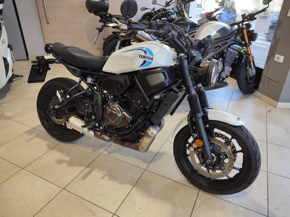Yamaha XSR 700 (2022 - 25) (2)