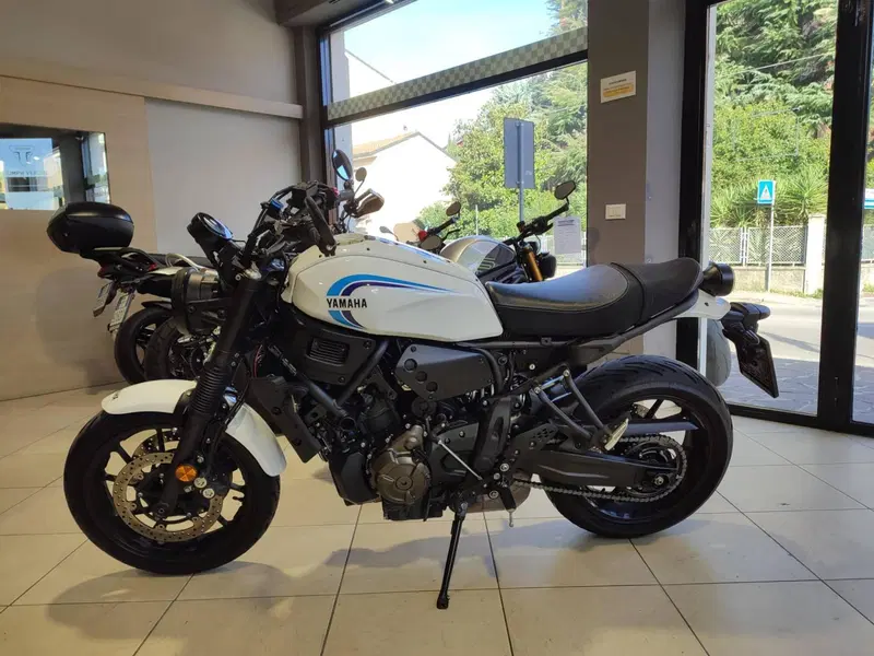 Yamaha XSR 700 (2022 - 26) (5)