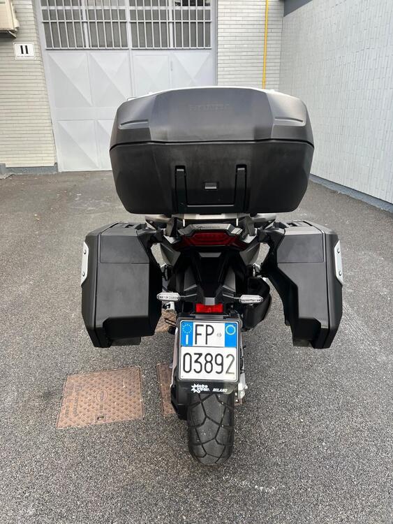 Honda X-ADV 750 Travel (2025) (4)