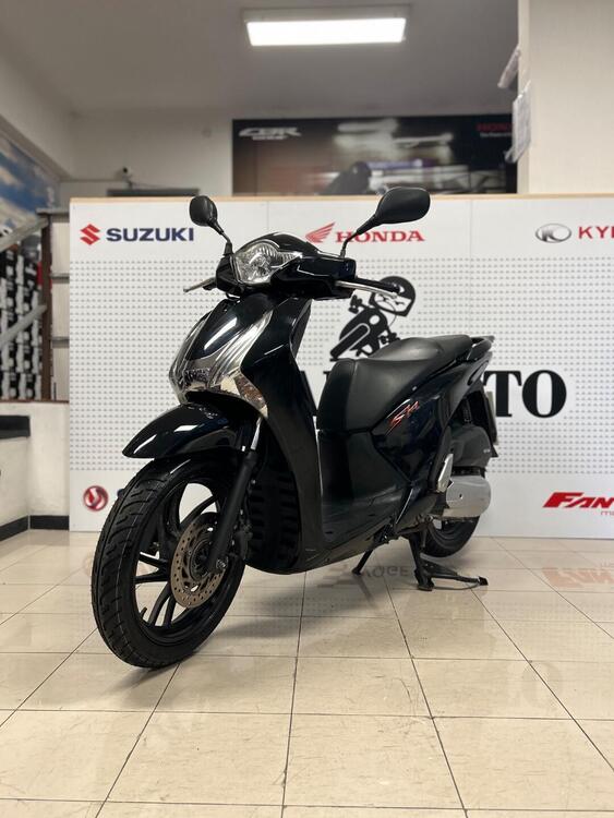 Honda SH 150 i (2017 - 19) (2)