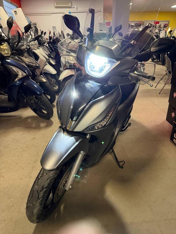Kymco People 200i S (2021 - 25) (2)