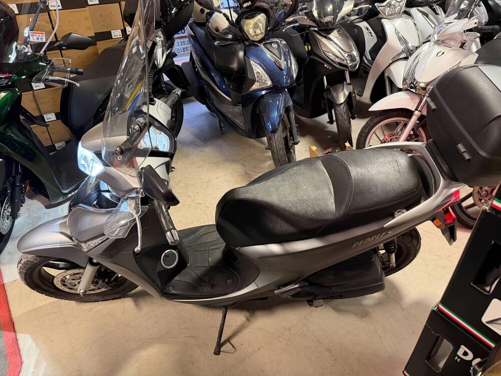 Kymco People 200i S (2021 - 25) (4)