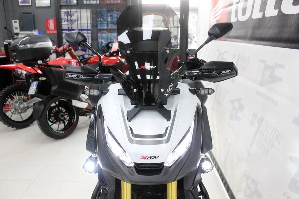 Honda X-ADV 750 (2018 - 20) (4)