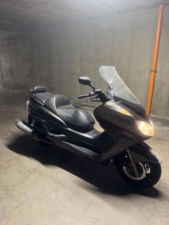 Yamaha Majesty 400 (2004 - 08) (2)