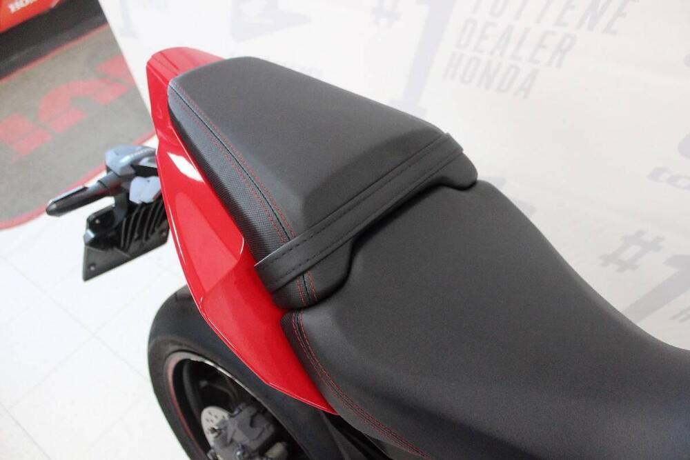 Honda CBR 650 R E-Clutch (2024 - 26) (5)