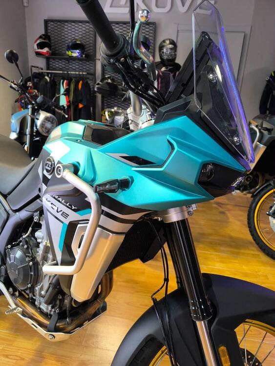 Kove 800X Pro (2024 - 26) (2)