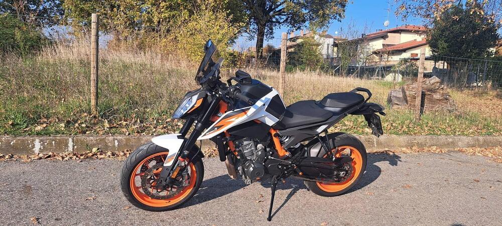KTM 890 Duke R (2020) (3)