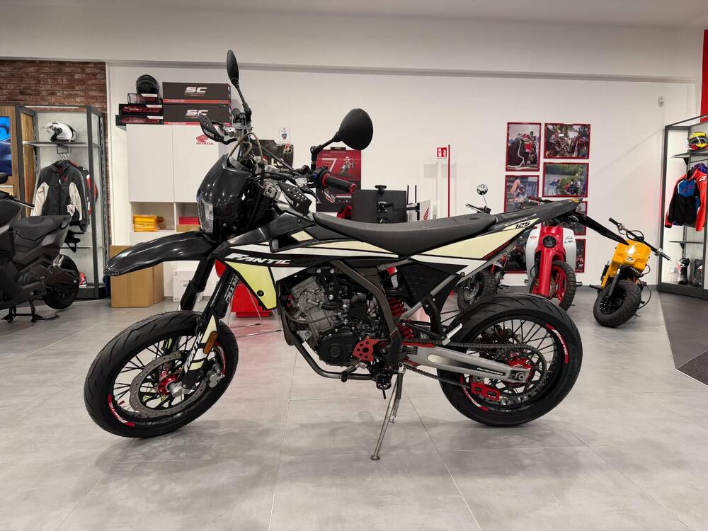 Fantic Motor XMF 125 Motard Performance 4t (2021 - 22) (3)