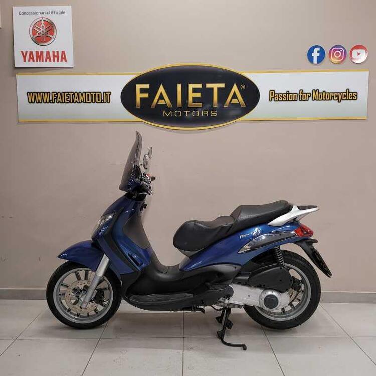 Piaggio Beverly 250 (2004 - 05)