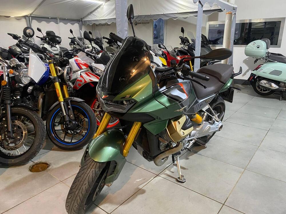 Moto Guzzi V100 Mandello S (2022 - 24) (4)