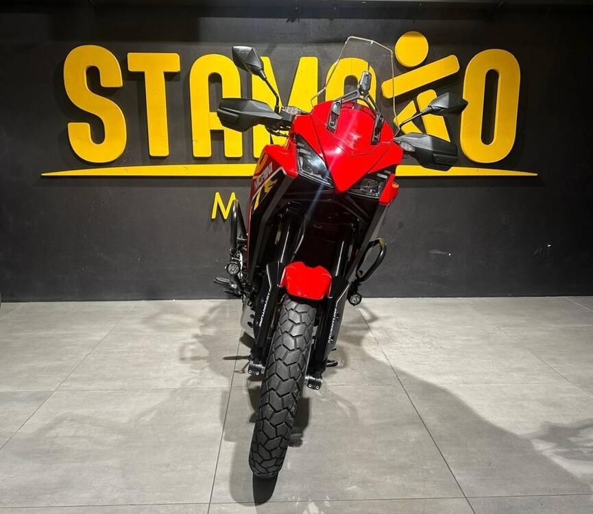 Moto Morini X-Cape 650 Gold Wheels Edition (2022 - 25) (3)